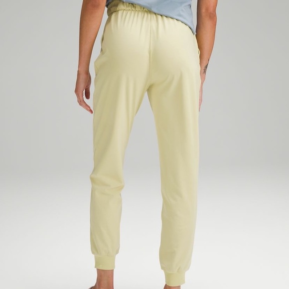 LULULEMON Stretch High-Rise Jogger *Full Length - Picture 3 of 8